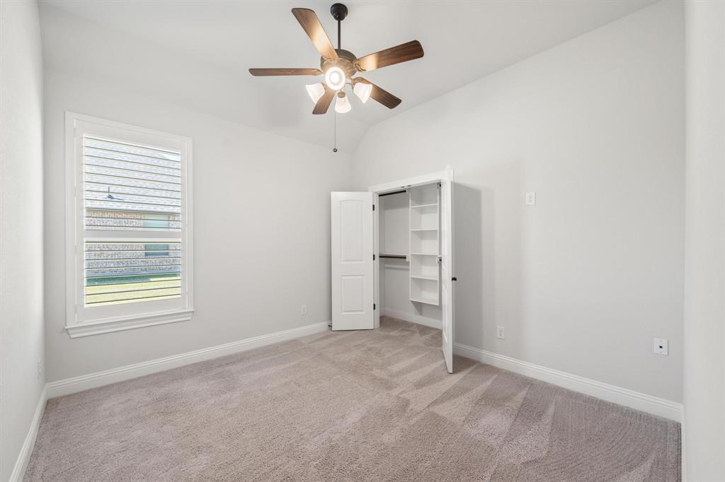 2011 Spieth Street Granbury, TX 76048 - Photo 24 of 35