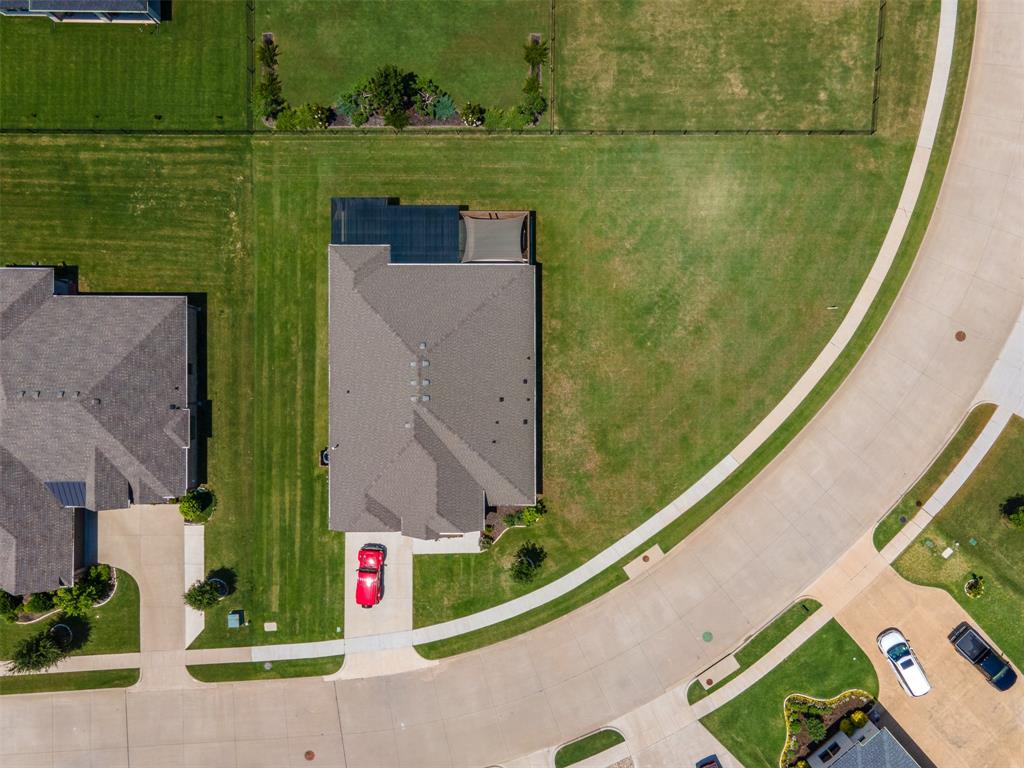 2011 Spieth Street Granbury, TX 76048 - Photo 31 of 35 Drone / aerial view