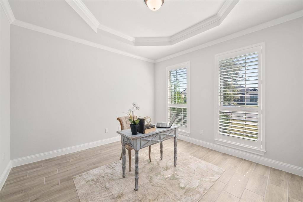 2011 Spieth Street Granbury, TX 76048 - Photo 10 of 35