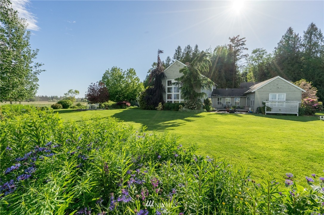 2340 Loomis Trail Road Custer, WA 98240 - Photo 4 of 25