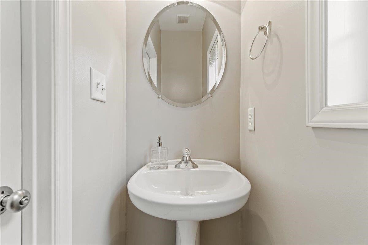 2025 Cartier Ruby Lane Raleigh, NC 27610 - Photo 33 of 37 Photo 33