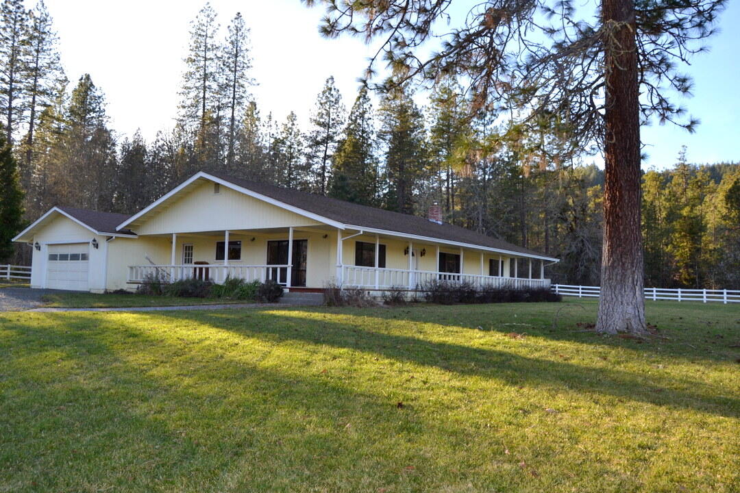 754 Cedar Flat Road Williams, OR 97544 - Photo 1 of 44 Front