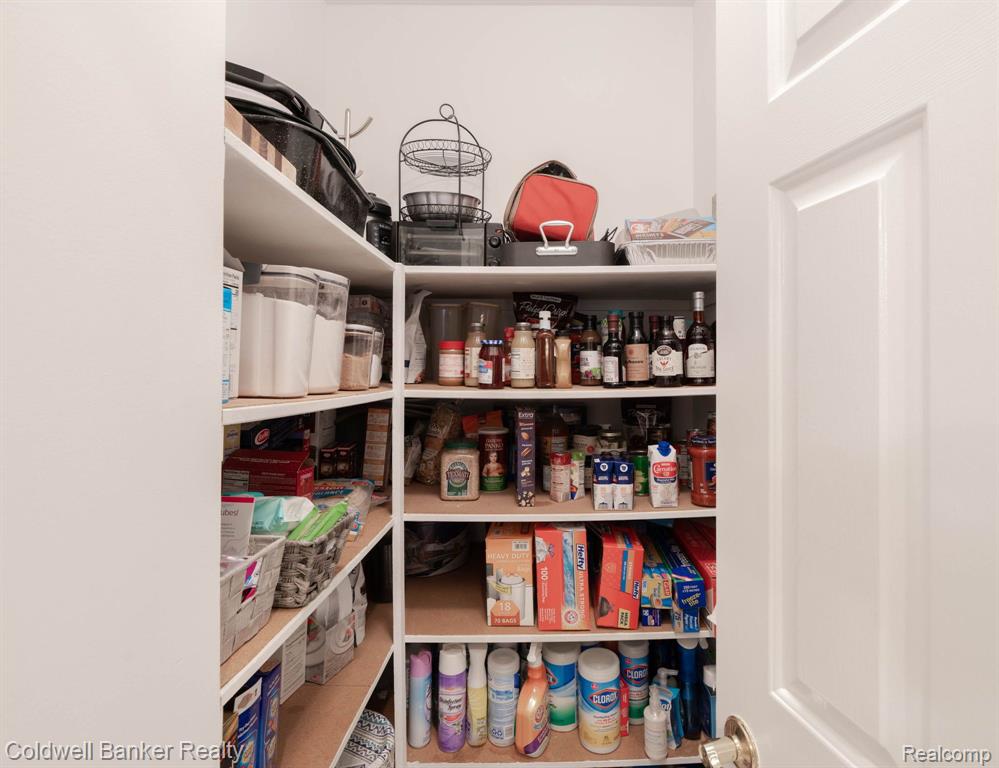 3849 Walnut Brook Drive Rochester Hills, MI 48309 - Photo 22 of 64