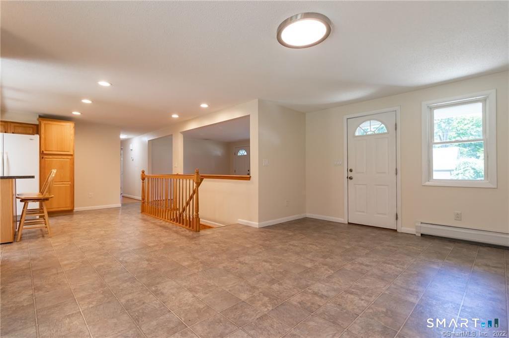 10 Tanglewood Road Farmington, CT 06032 - Photo 5 of 40 Gallery Image 5