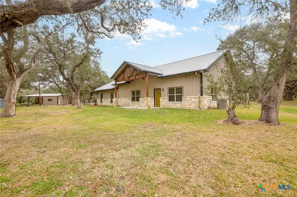 $775,000 | 3793A Farm To Market Road 446, Victoria, TX 77905