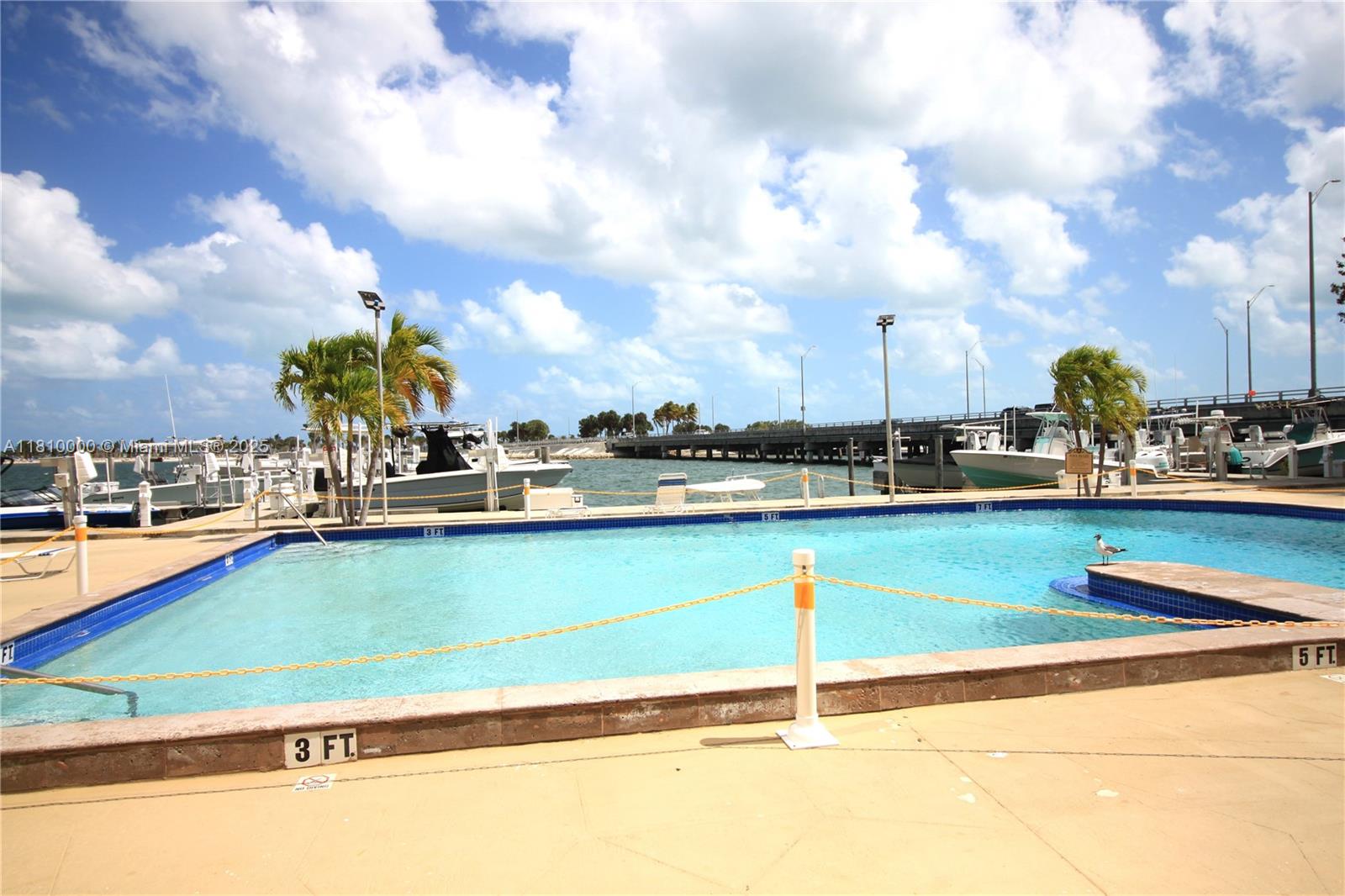 150 Southeast 25th Road, Unit 10K Miami, FL 33129 - Photo 32 of 43 a view of a basket ball ground