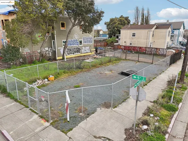 a view of a house with a park