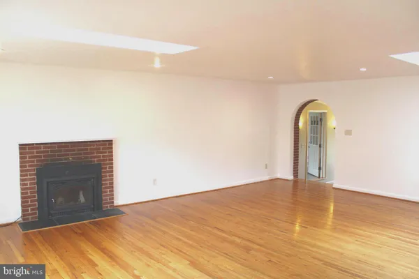 $725,000 | 6809 Ruskin Street, Springfield, VA 22150