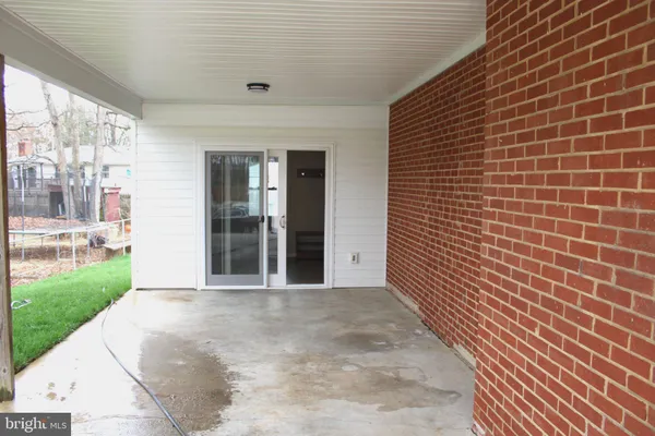 $725,000 | 6809 Ruskin Street, Springfield, VA 22150