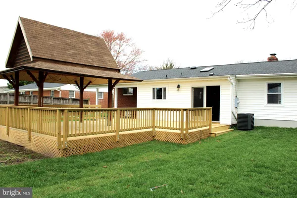$725,000 | 6809 Ruskin Street, Springfield, VA 22150