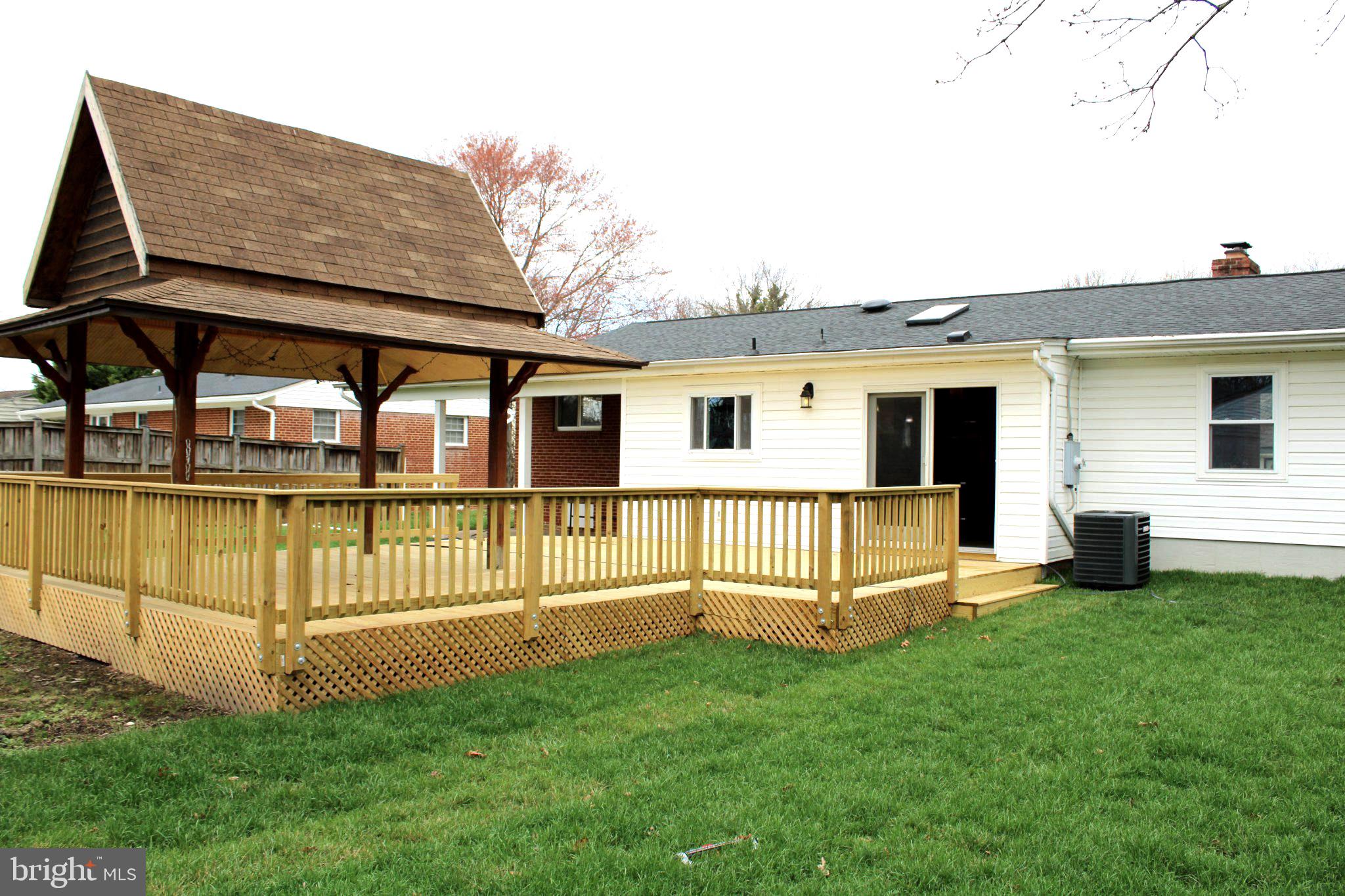 6809 Ruskin Street Springfield, VA 22150 - Photo 7 of 39 Charming home with inviting deck space.