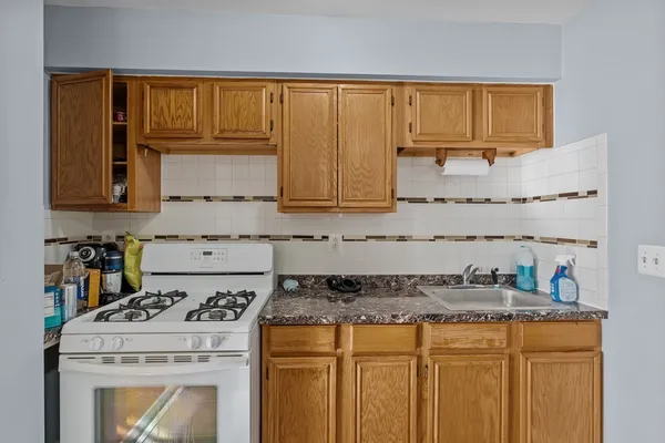 $799,900 | 26 Brow Street, Fall River, MA 02721