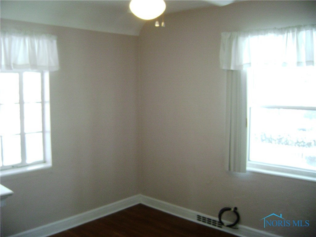 3659 Elmhurst Road Toledo, OH 43613 - Photo 18 of 29 Gallery Image 18