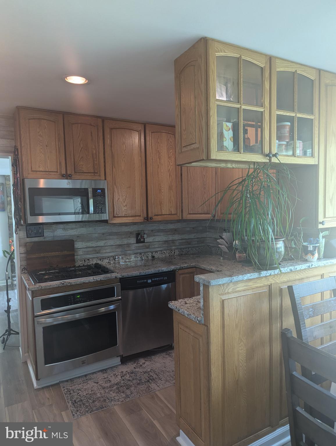 5356 Ravensworth Road Springfield, VA 22151 - Photo 6 of 21 Kitchen