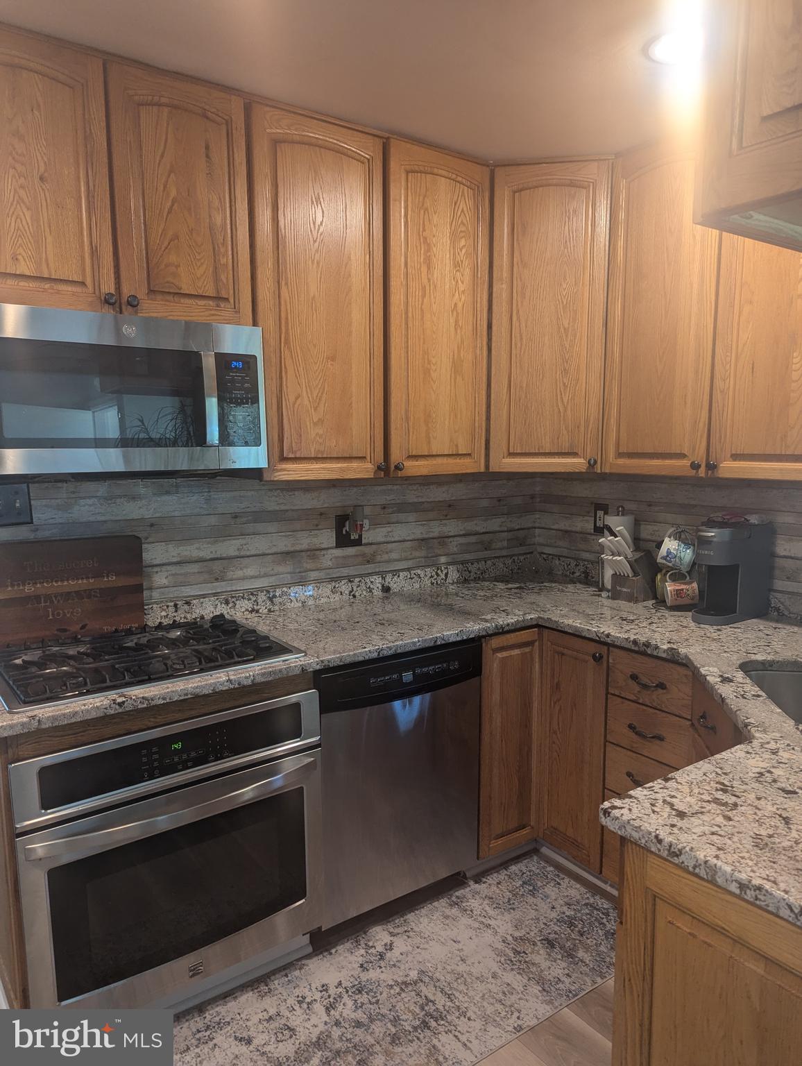 5356 Ravensworth Road Springfield, VA 22151 - Photo 7 of 21 Kitchen