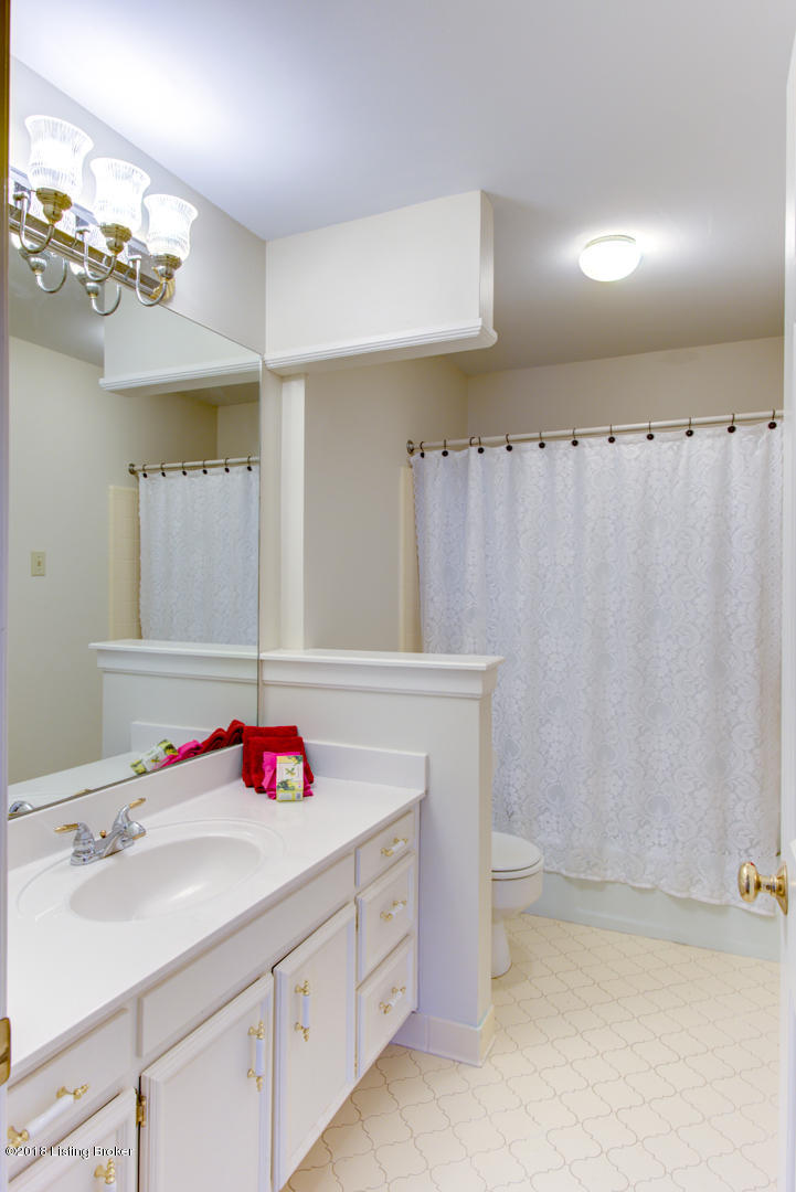 5914 Apache Road Louisville, KY 40207 - Photo 32 of 53 Hall bath!