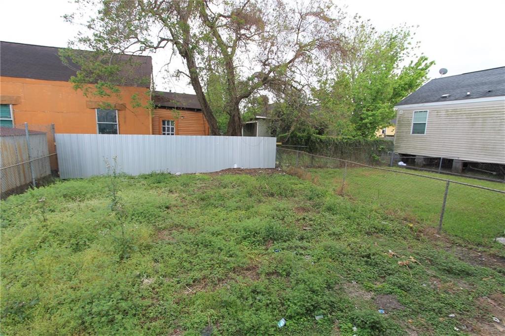 1933 Eagle Street New Orleans, LA 70118 - Photo 10 of 11