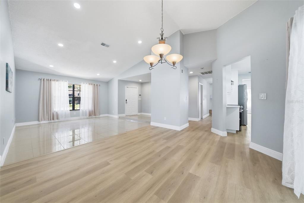 2931 Pinewood Run Palm Harbor, FL 34684 - Photo 19 of 97