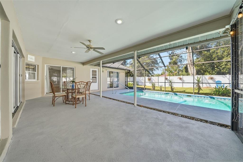 2931 Pinewood Run Palm Harbor, FL 34684 - Photo 74 of 97