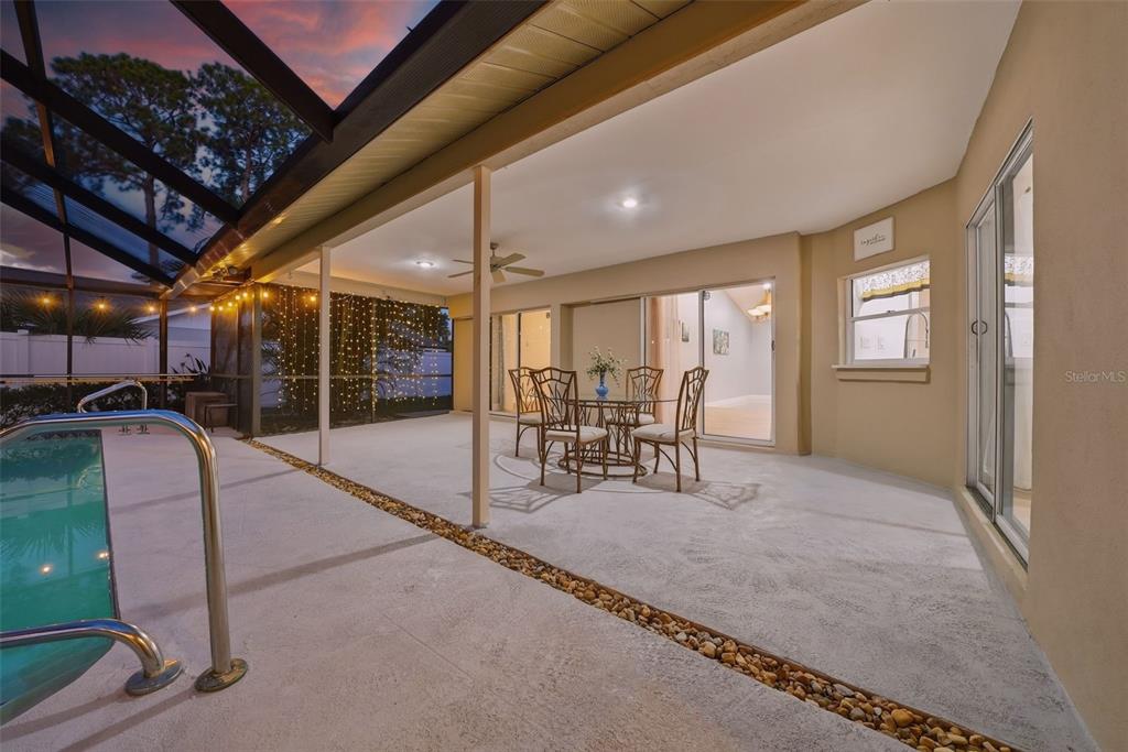 2931 Pinewood Run Palm Harbor, FL 34684 - Photo 87 of 97