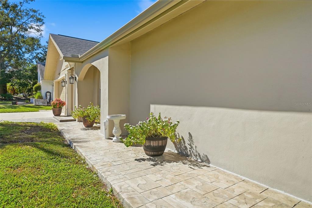 2931 Pinewood Run Palm Harbor, FL 34684 - Photo 96 of 97