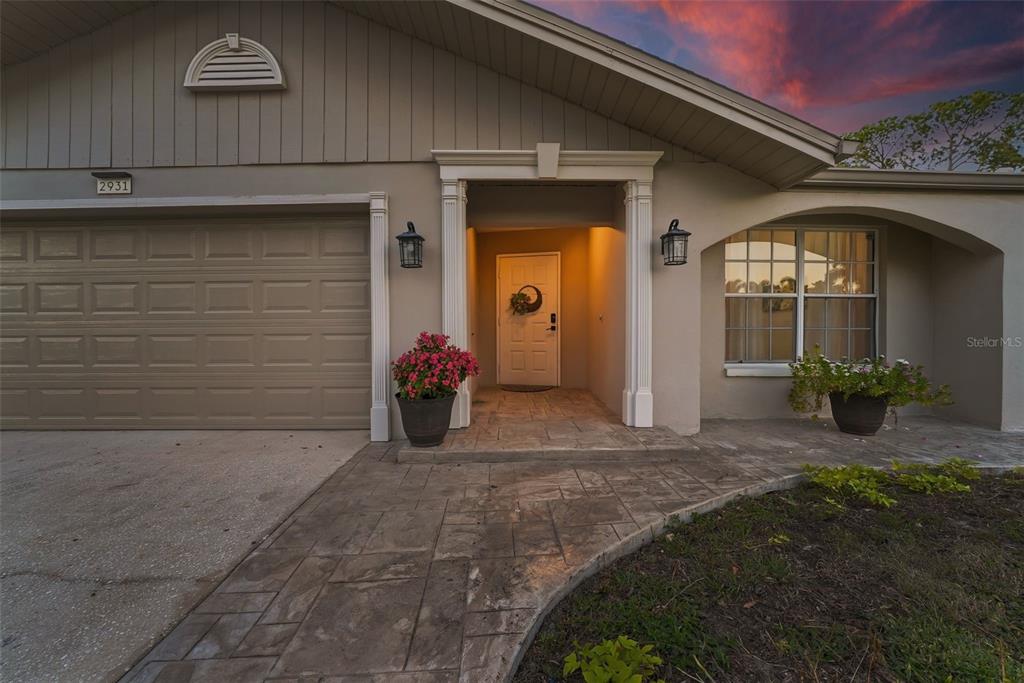 2931 Pinewood Run Palm Harbor, FL 34684 - Photo 10 of 97