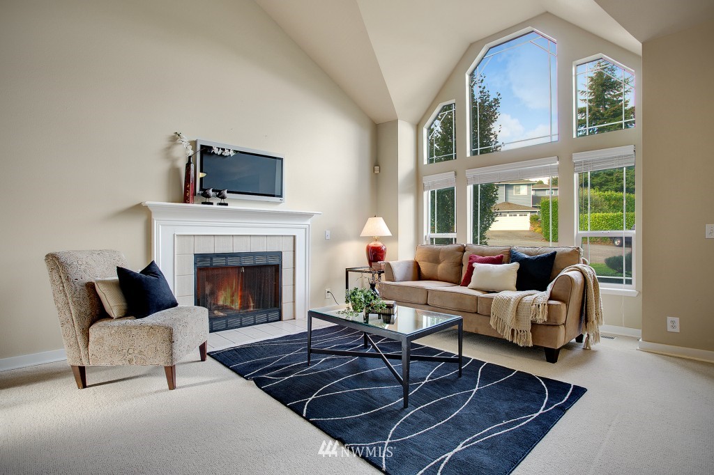 23626 3rd Place West Bothell, WA 98021 - Photo 3 of 14