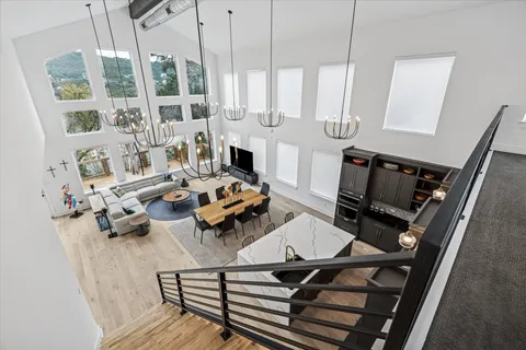 $1,350,000 | 11123 Lakeside Drive, Jonestown, TX 78645