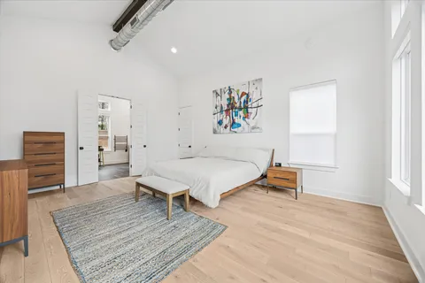 $1,350,000 | 11123 Lakeside Drive, Jonestown, TX 78645