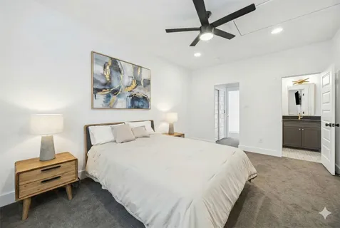 $1,350,000 | 11123 Lakeside Drive, Jonestown, TX 78645