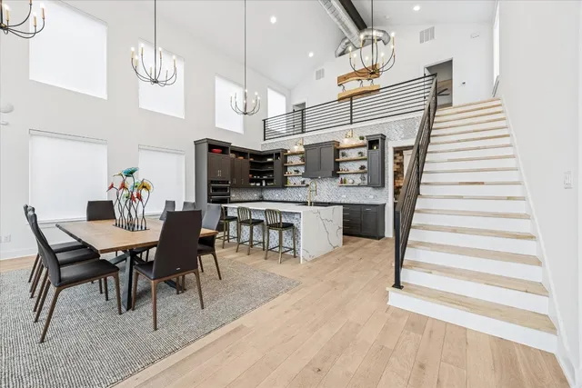 $1,399,000 | 11123 Lakeside Drive, Jonestown, TX 78645