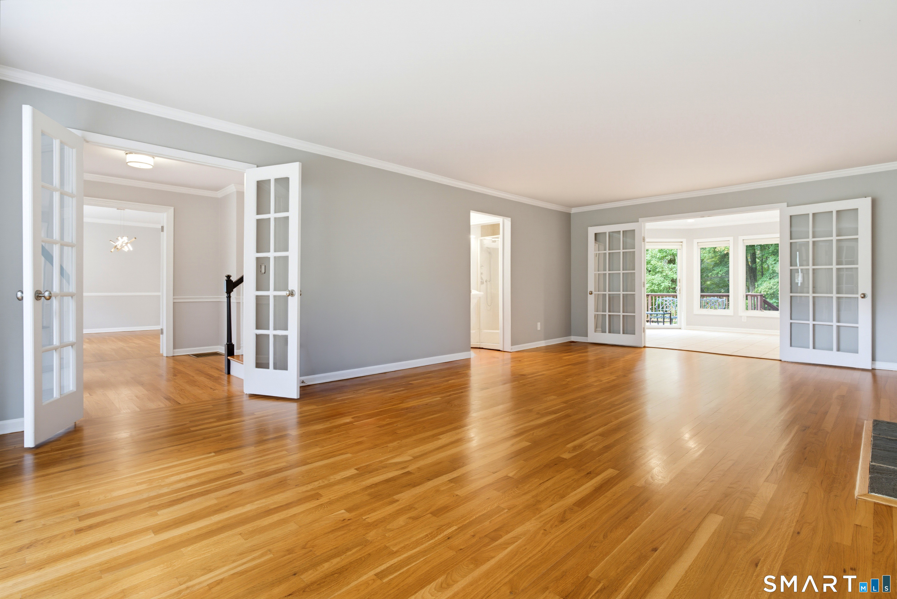 140 Good Hill Road Weston, CT 06883 - Photo 13 of 39 Living Room