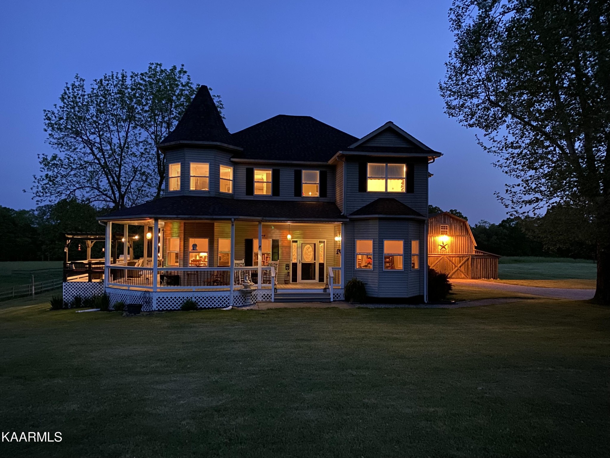 5100 Mt Helen Road Allardt, TN 38504 - Photo 1 of 53 Gallery Image 1