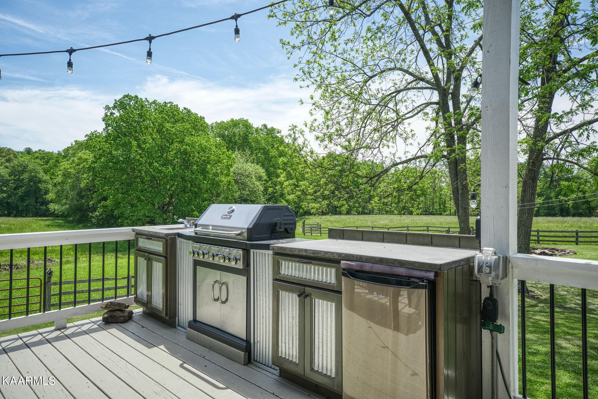 5100 Mt Helen Road Allardt, TN 38504 - Photo 16 of 53 Gallery Image 16