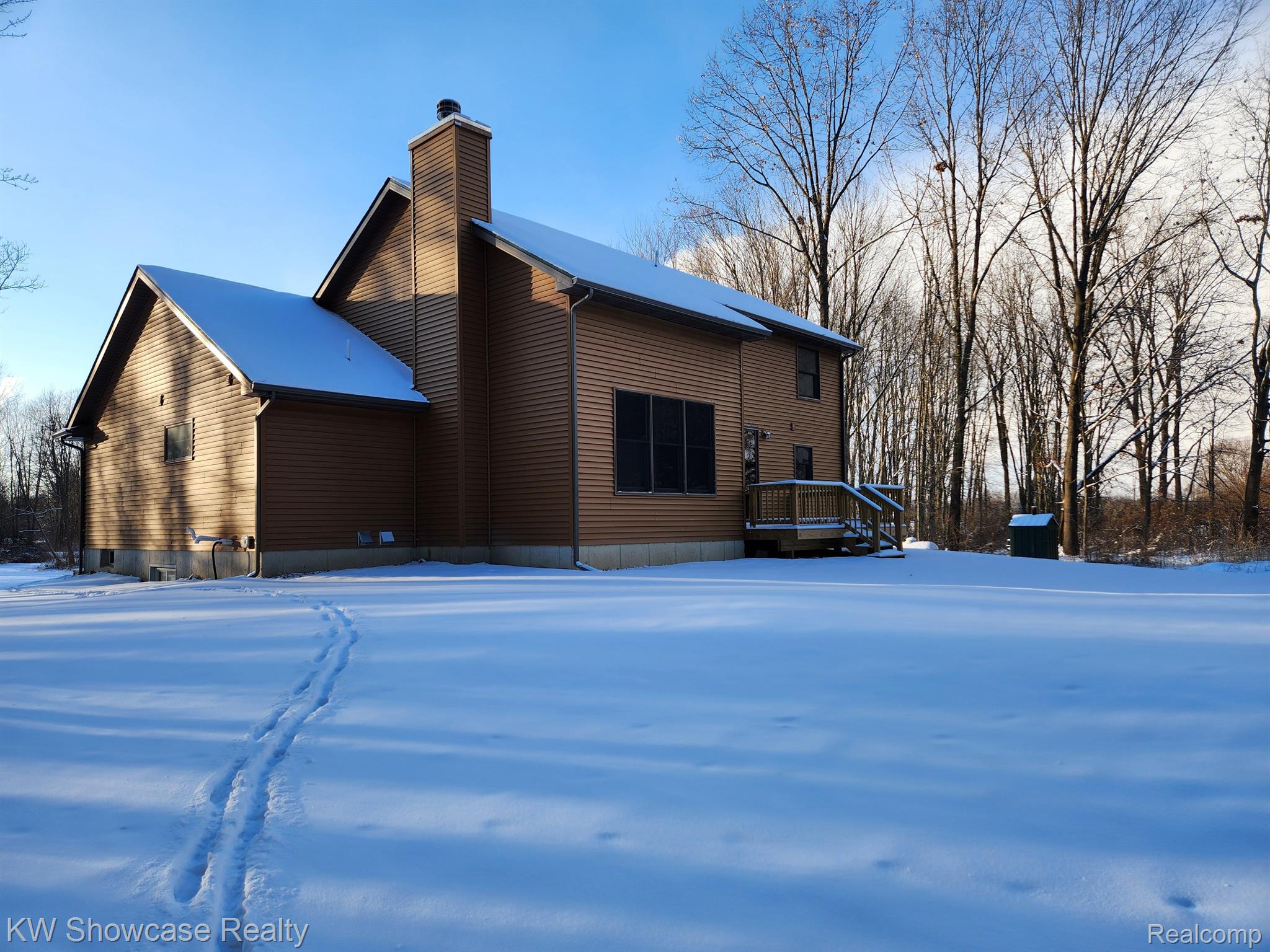 9246 White Road Linden, MI 48451 - Photo 5 of 90 Gallery Image 5