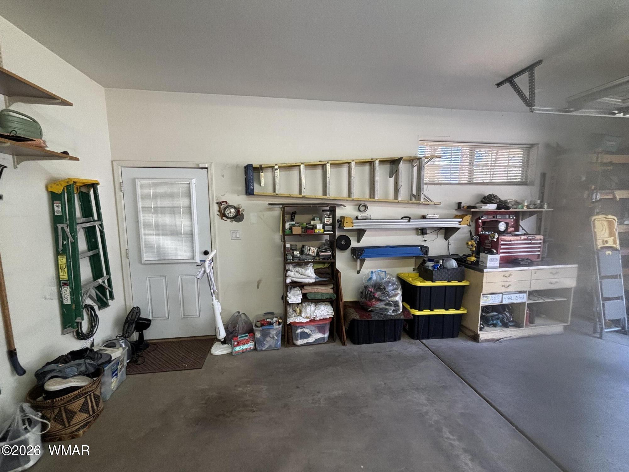 4161 West Thornton Road Show Low, AZ 85901 - Photo 35 of 46 24'x24' garage