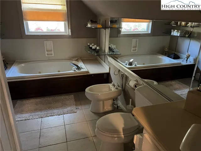 $314,900 | 70 Holly Loop, Newland, NC 28657