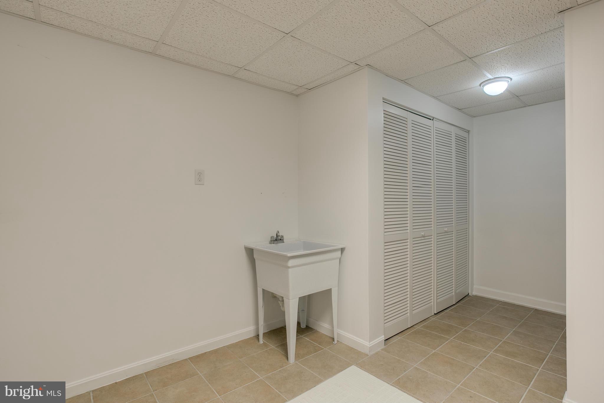 30 Robin Ridge Court Baltimore, MD 21234 - Photo 13 of 26 Interior (General)