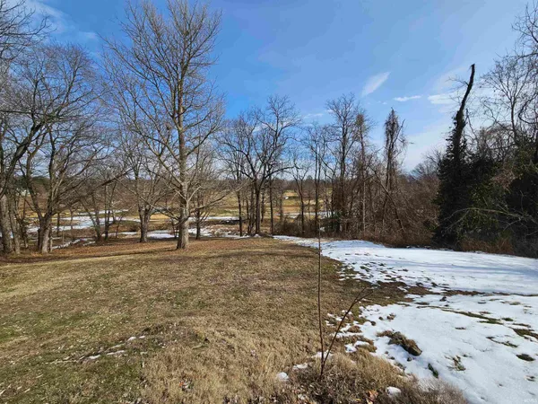 $489,900 | 123 Fairway Drive, Vincennes, IN 47591