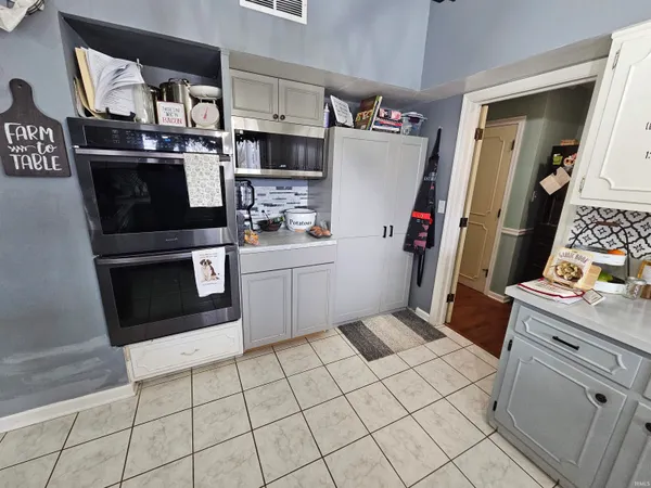 $489,900 | 123 Fairway Drive, Vincennes, IN 47591