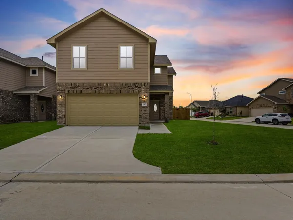 $335,000 | 2815 Bowlin Leaf Lane, Houston, TX 77014