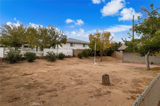 $2,600 | 17805 Walnut Street, Hesperia, CA 92345