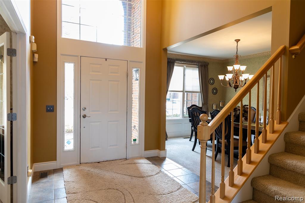 1408 Tulberry Circle Rochester, MI 48306 - Photo 15 of 40 Gallery Image 15