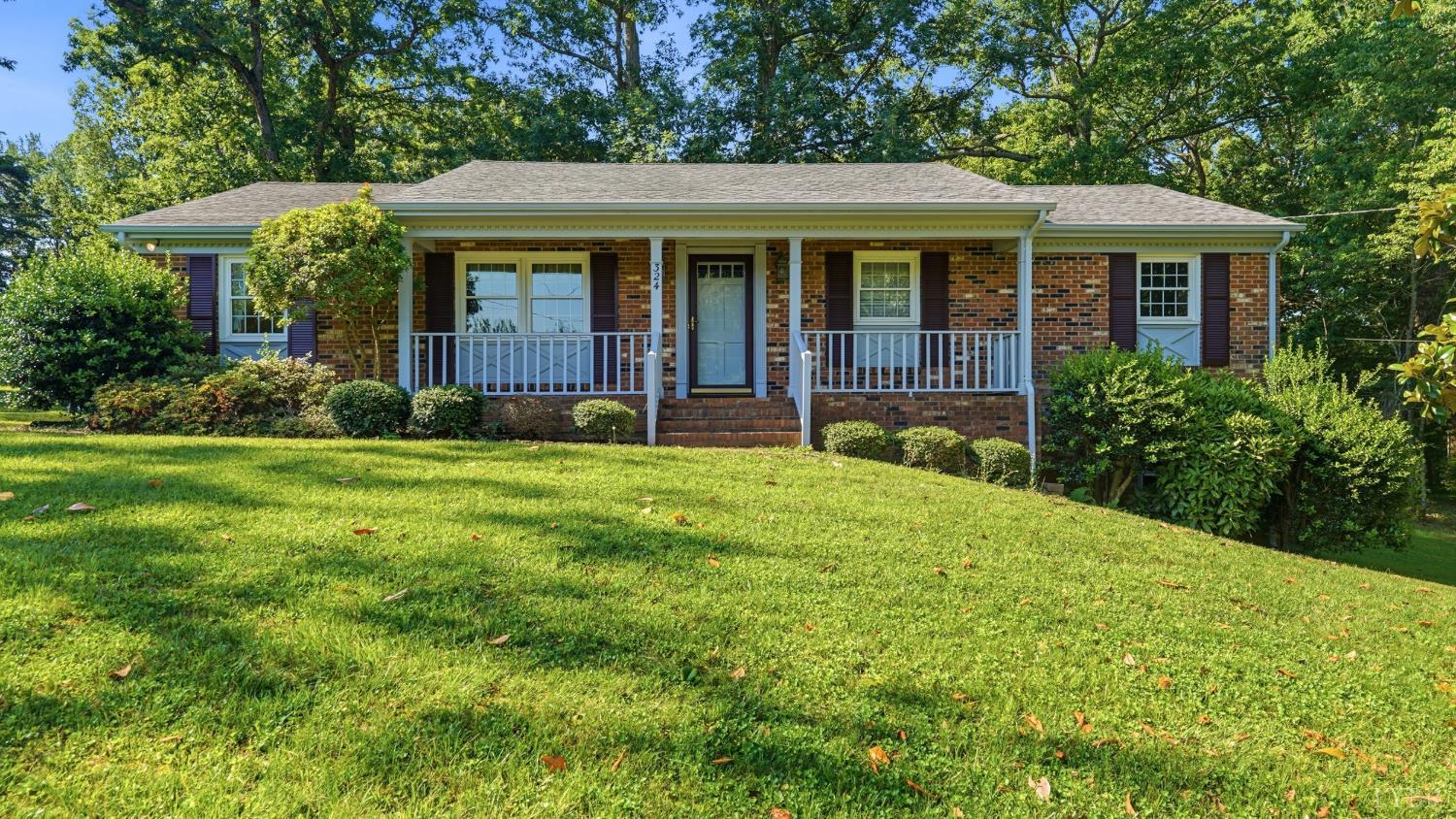 324 Charldon Road Lynchburg, VA 24501 - Photo 2 of 49