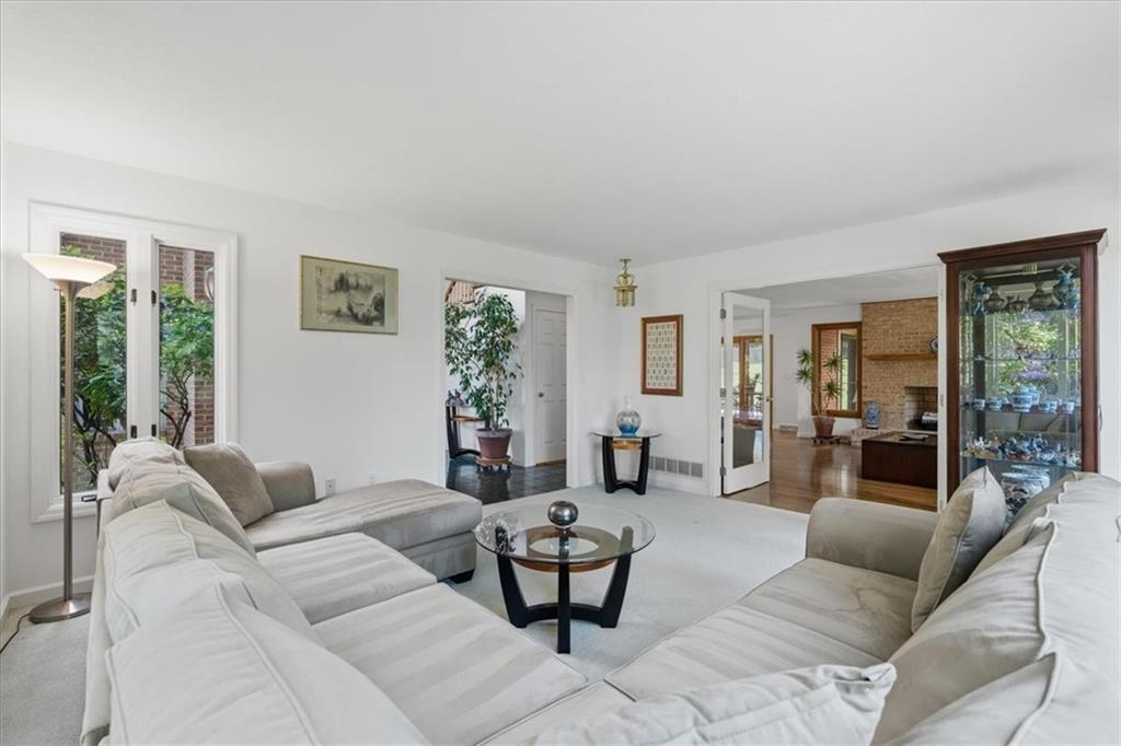 210 Reichold Road Wexford, PA 15090 - Photo 16 of 46