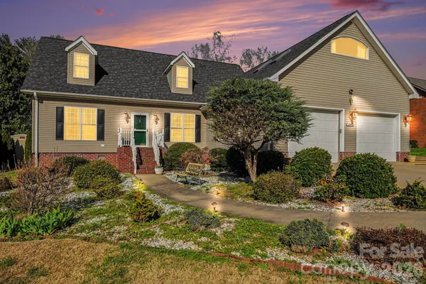 $365,000 | 212 Pine Valley Road, Mocksville, NC 27028