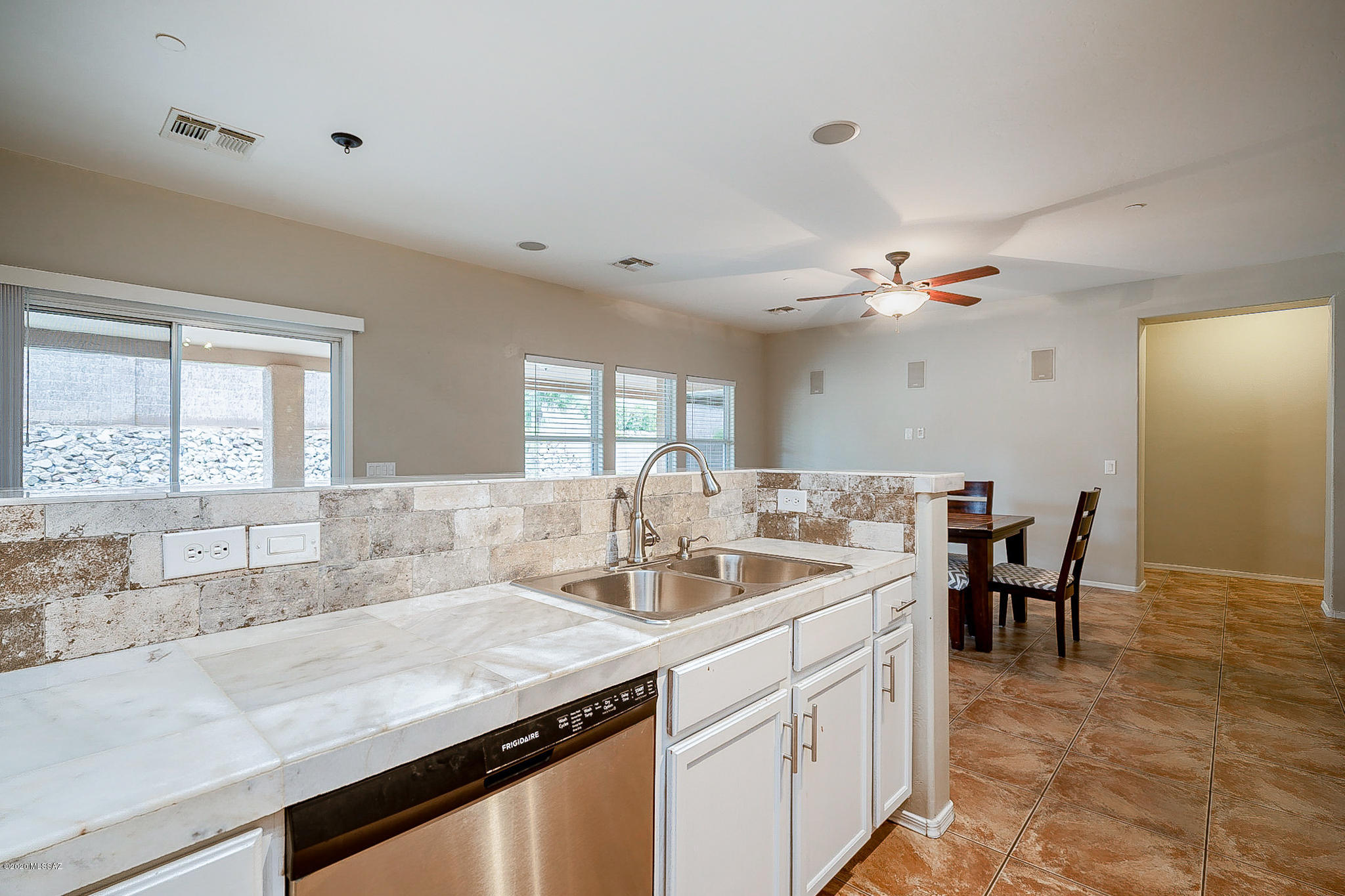 3591 East Mecate Road Tucson, AZ 85739 - Photo 3 of 45 Gallery Image 3