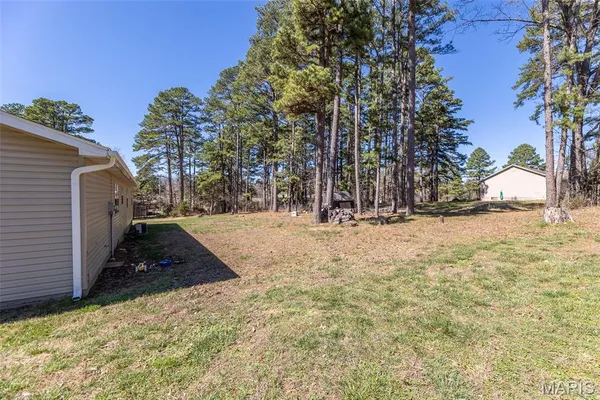 $229,000 | 566 County Road 422, Poplar Bluff, MO 63901