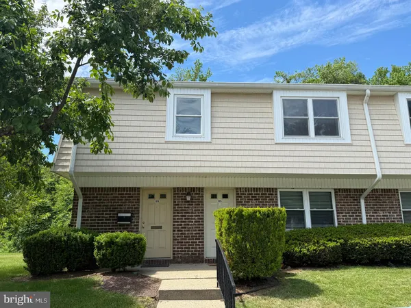 $2,300 | 1316 Silver Court, Hamilton, NJ 08690