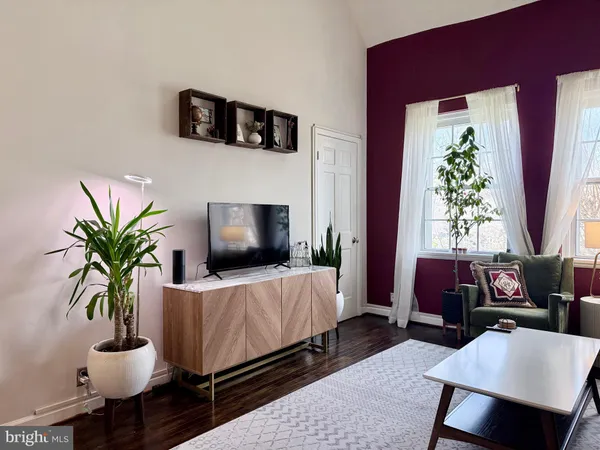 $2,650 | 4628 36th Street South, Unit B1, Arlington, VA 22206